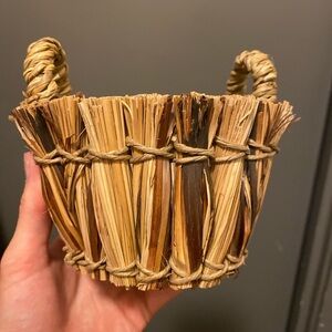 Small woven basket 🧺 brown mini bundled handmade​​